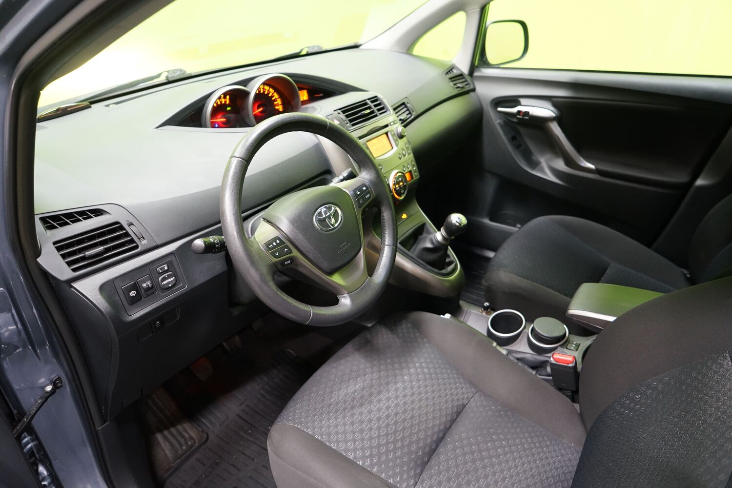 Toyota Verso vaihtoauto