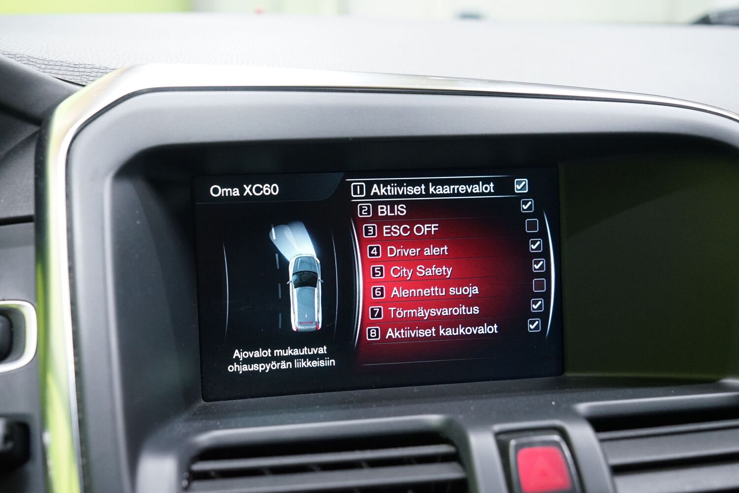 Volvo XC60 vaihtoauto
