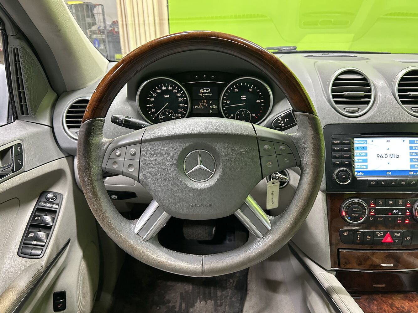 Mercedes-Benz ML vaihtoauto