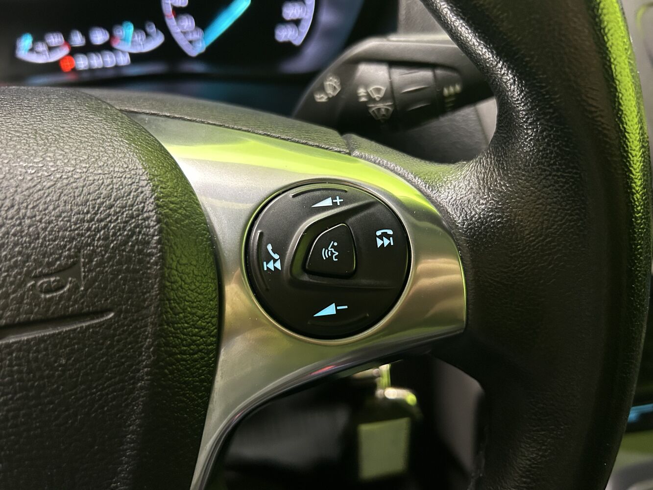 Ford Transit Connect vaihtoauto