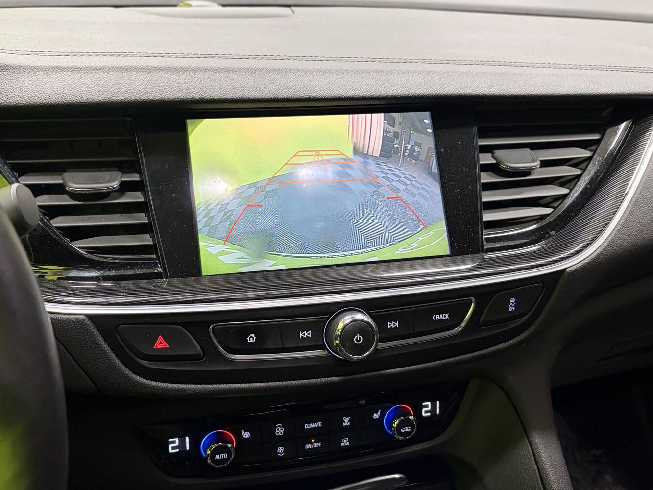 Opel Insignia vaihtoauto