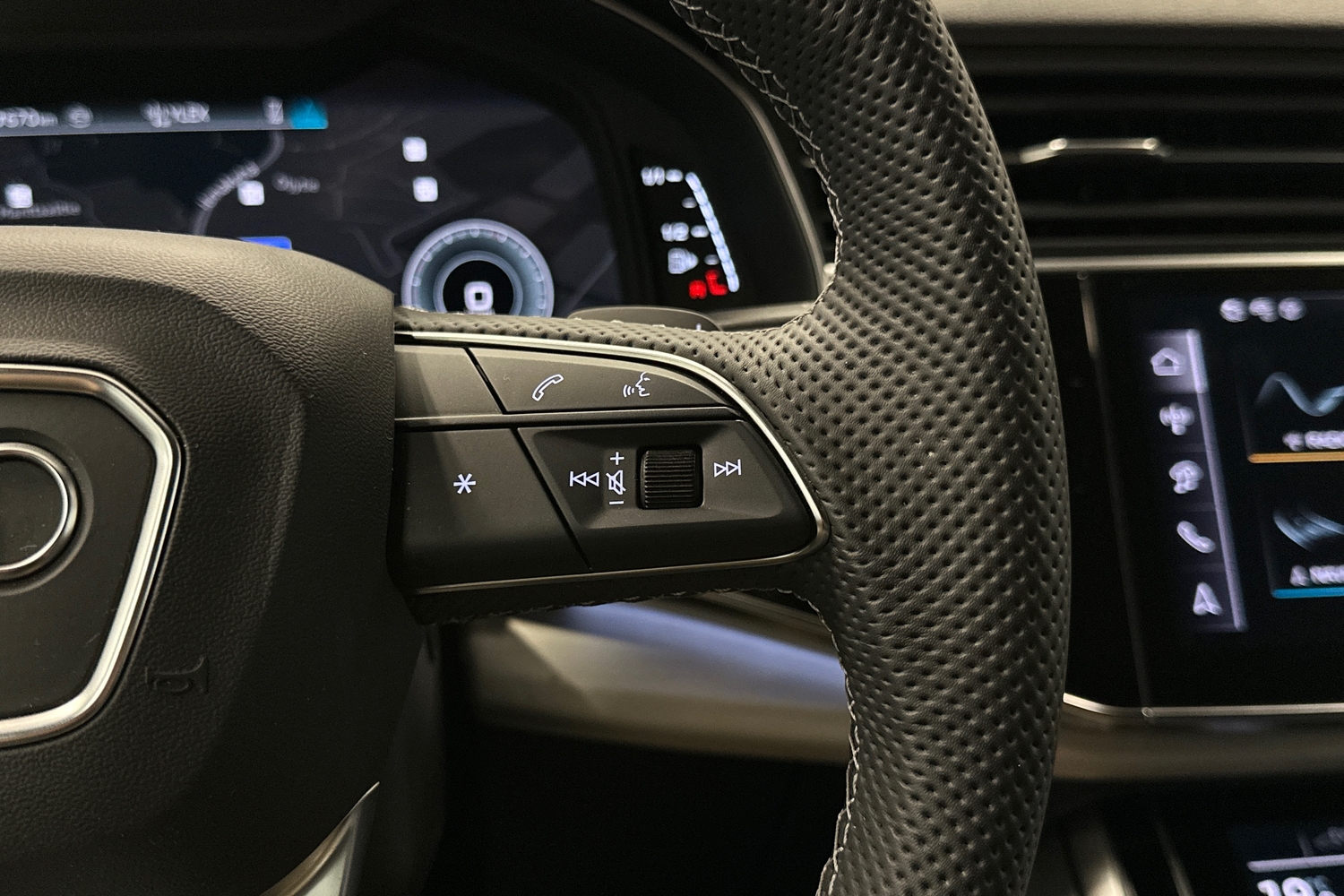 Audi Q7 vaihtoauto