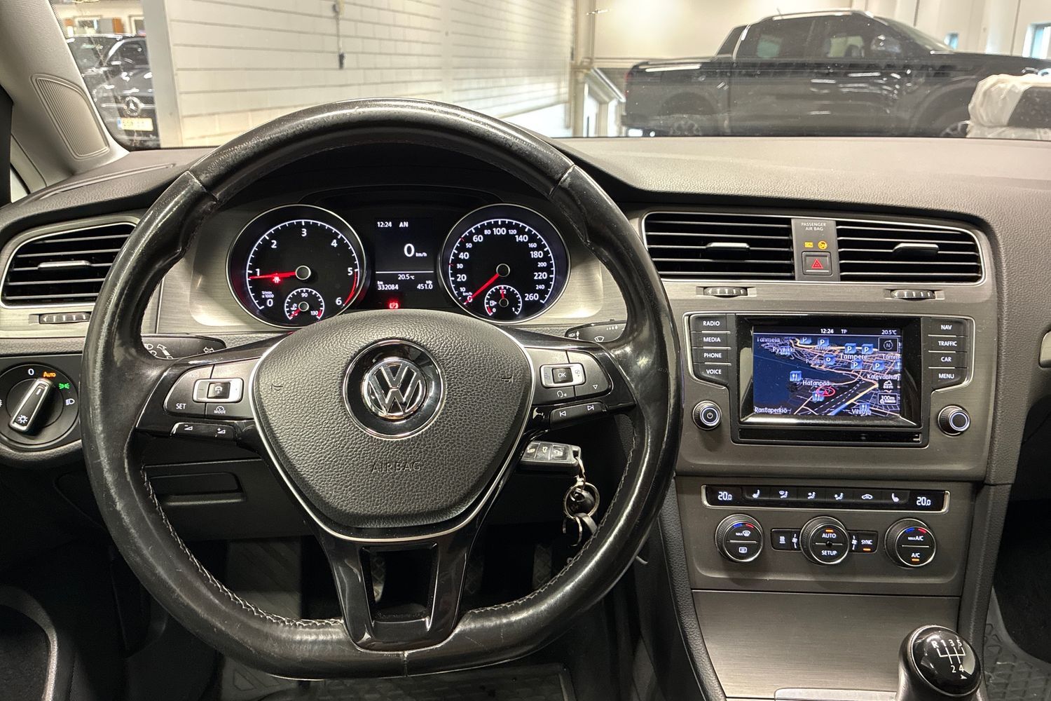 Volkswagen Golf vaihtoauto