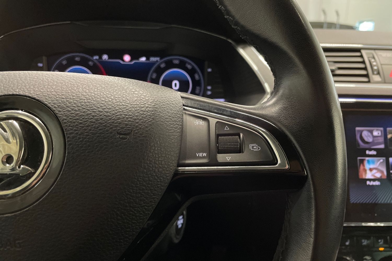 Skoda Superb vaihtoauto