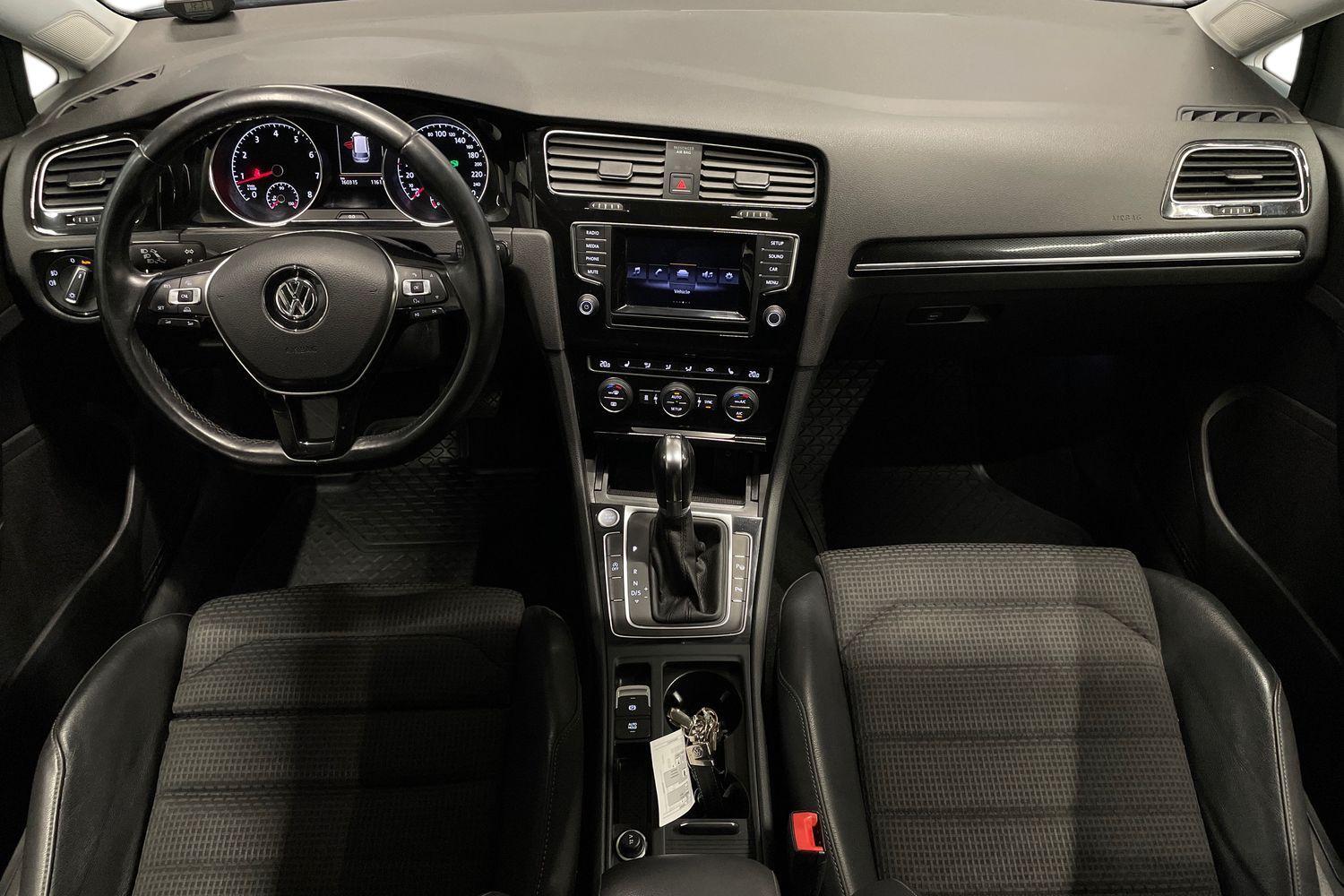 Volkswagen Golf vaihtoauto