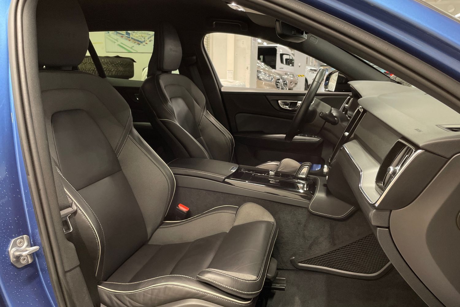 Volvo V60 vaihtoauto
