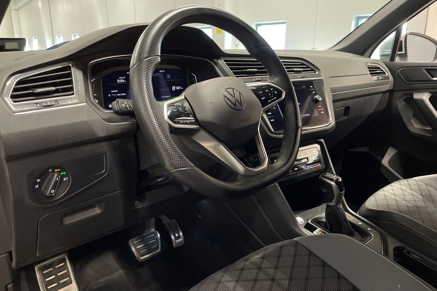 Volkswagen Tiguan vaihtoauto