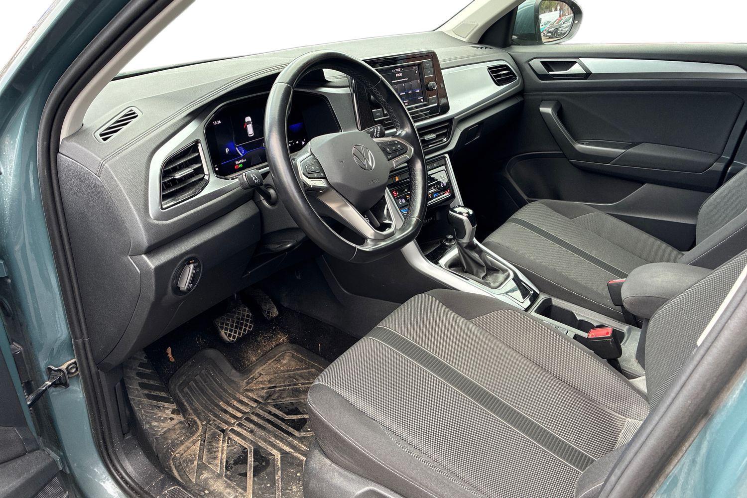 Volkswagen T-Roc vaihtoauto