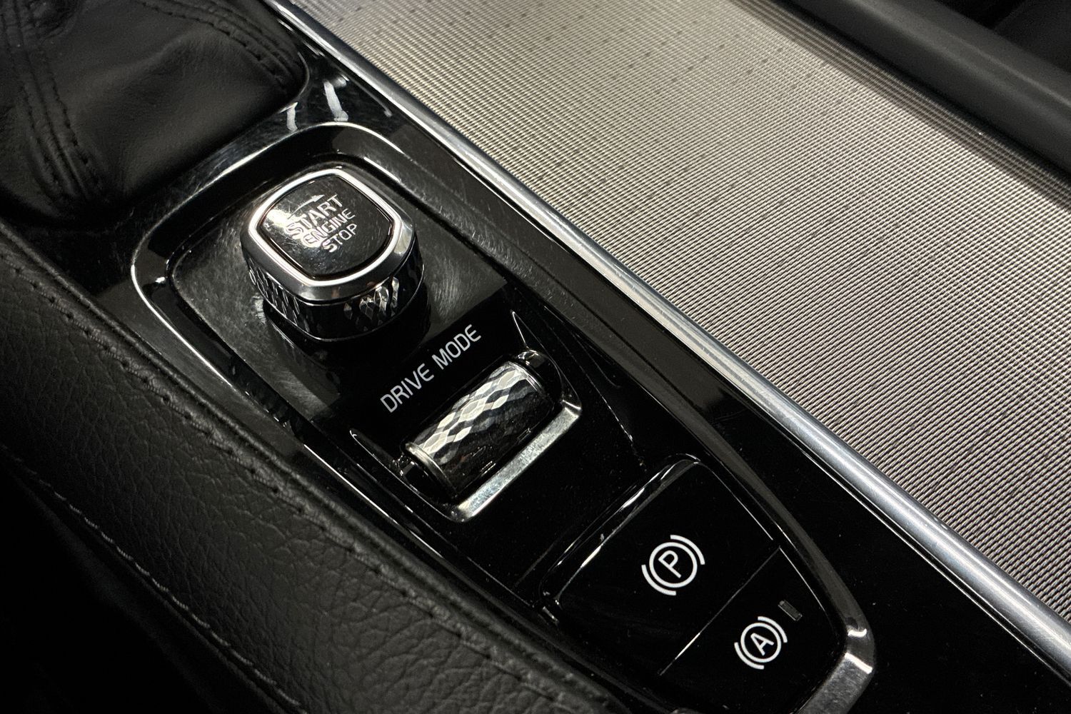 Volvo V90 Cross Country vaihtoauto