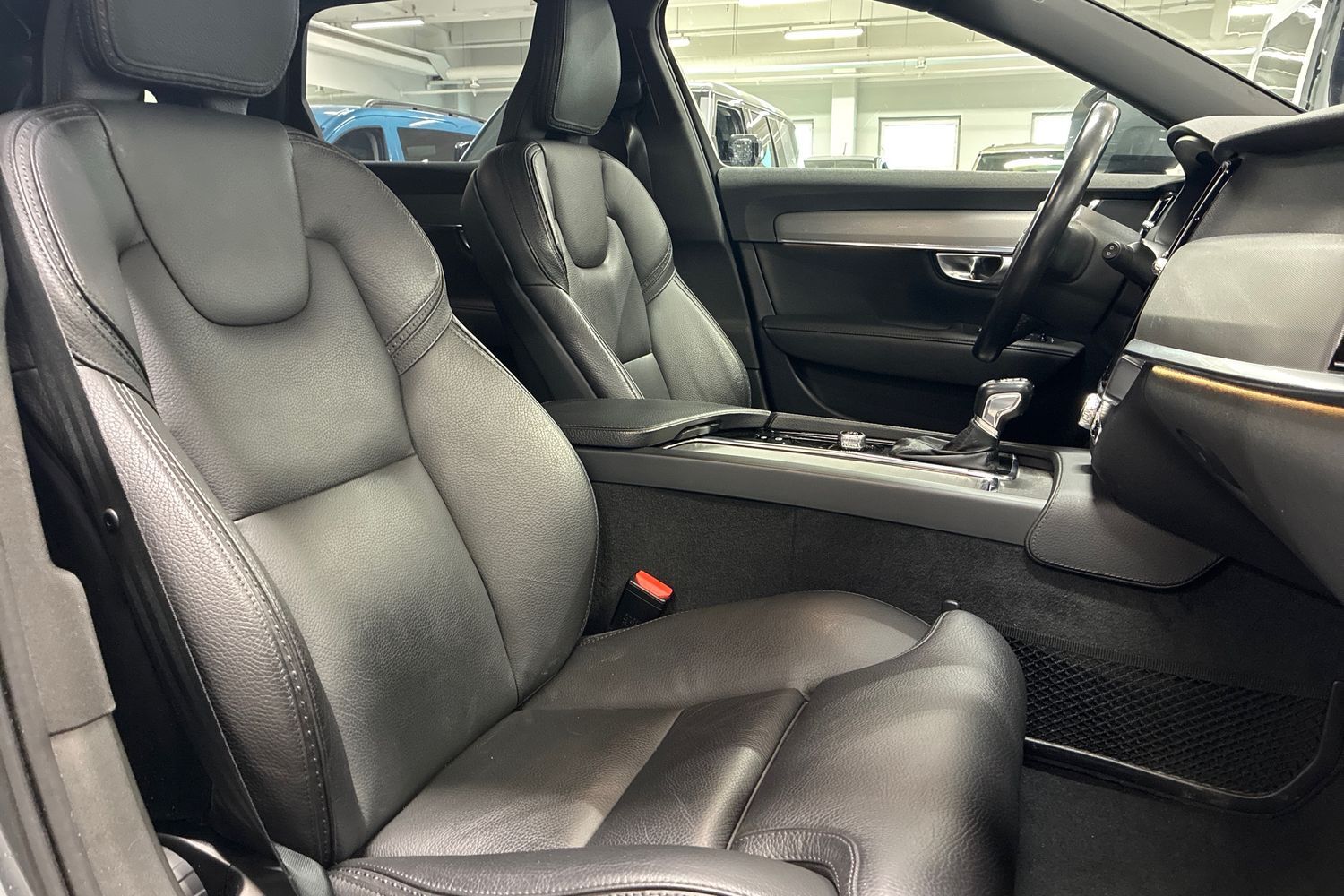 Volvo V90 Cross Country vaihtoauto