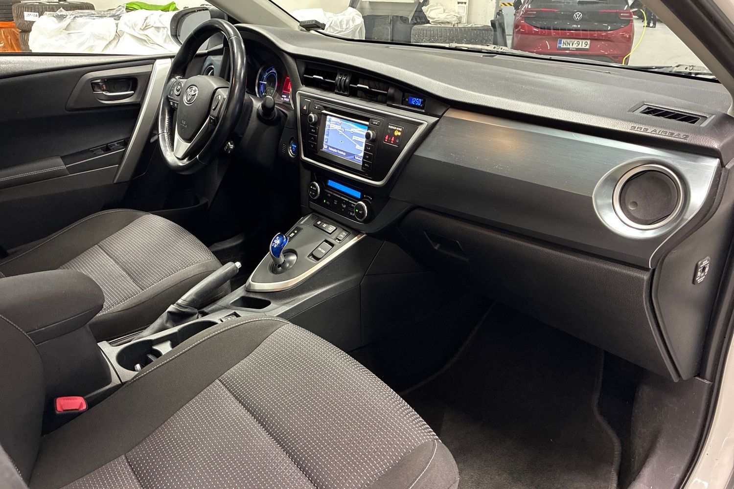 Toyota Auris vaihtoauto