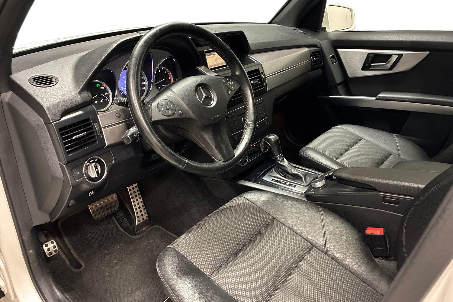 Mercedes-Benz GLK vaihtoauto