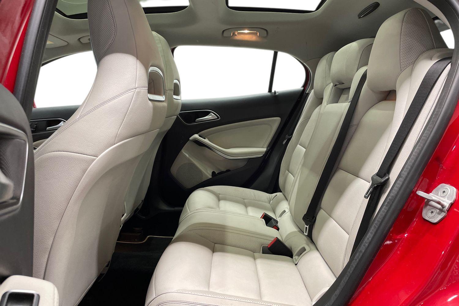 Mercedes-Benz GLA vaihtoauto