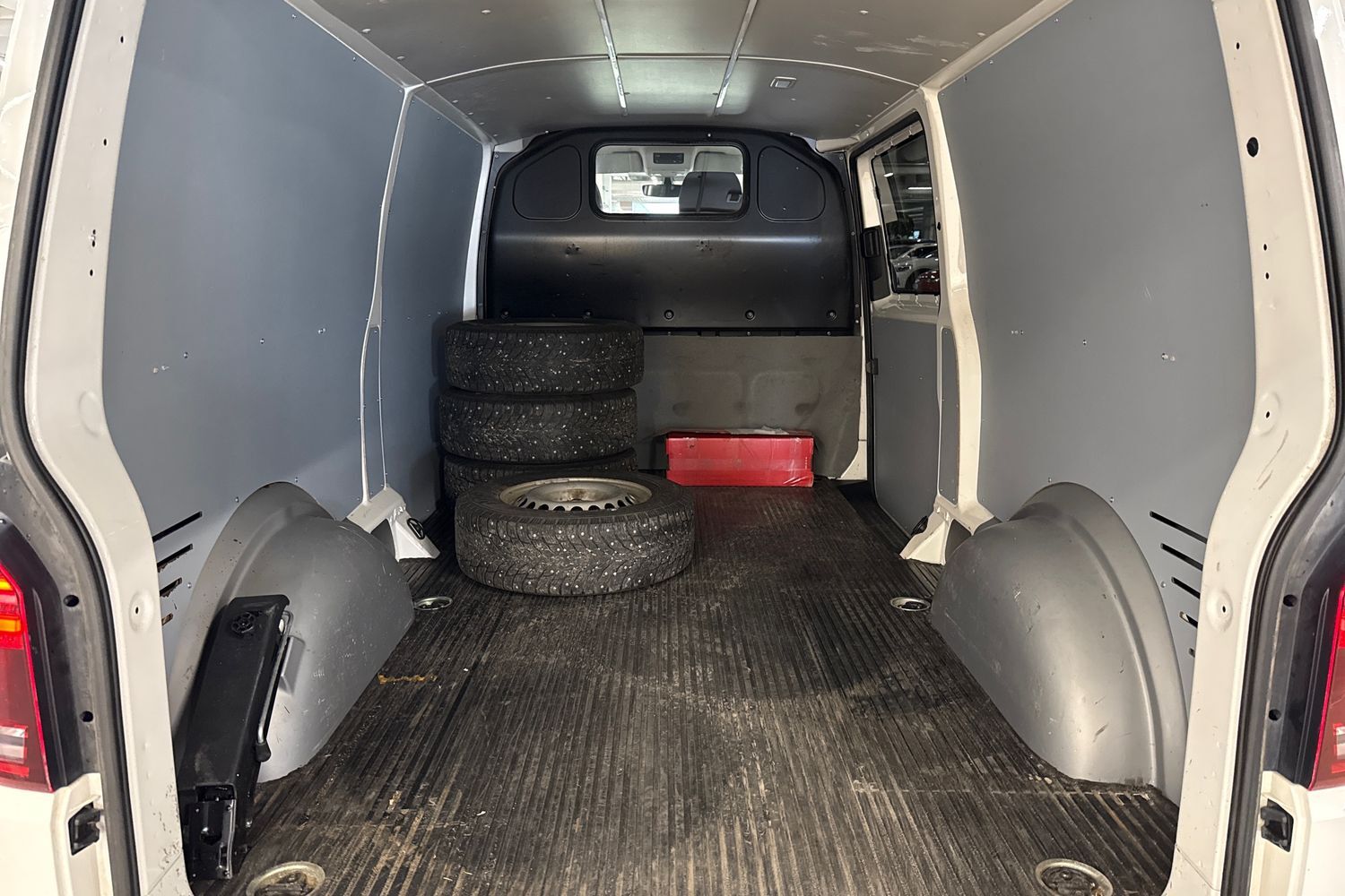 Volkswagen Transporter vaihtoauto
