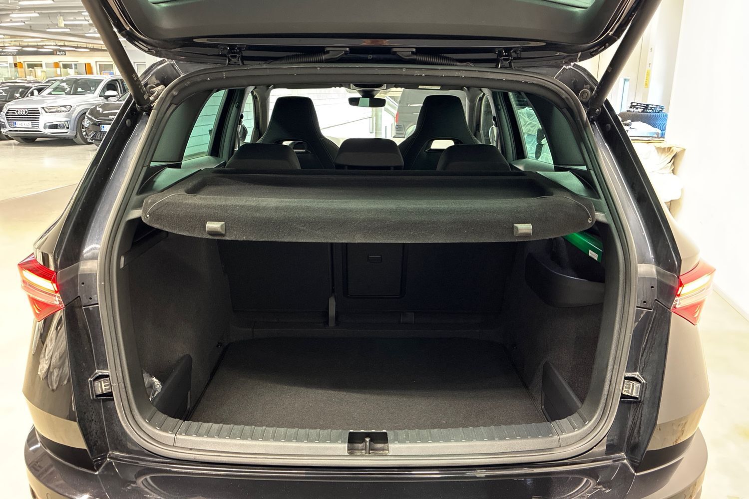 Skoda Karoq vaihtoauto