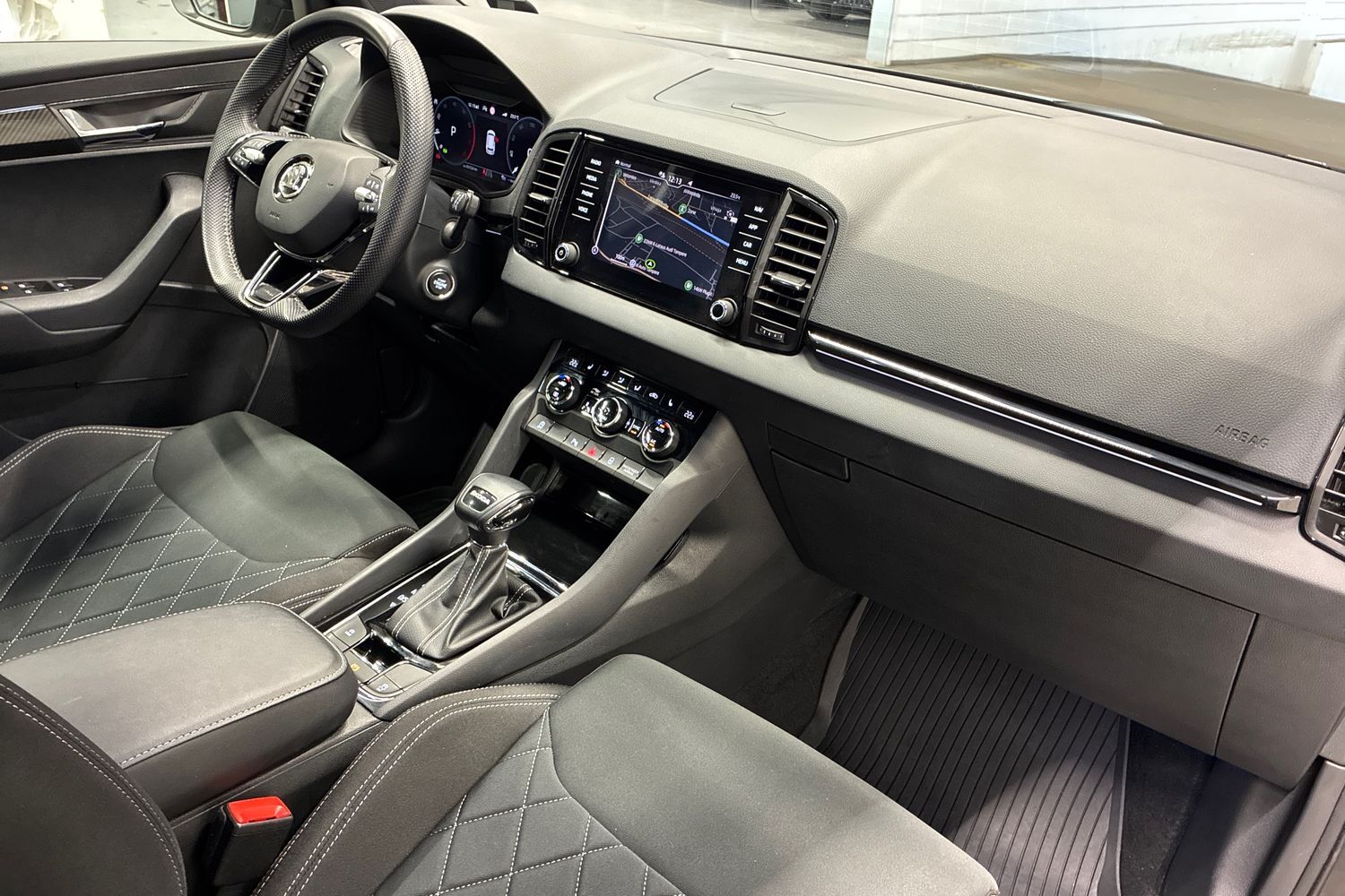 Skoda Karoq vaihtoauto