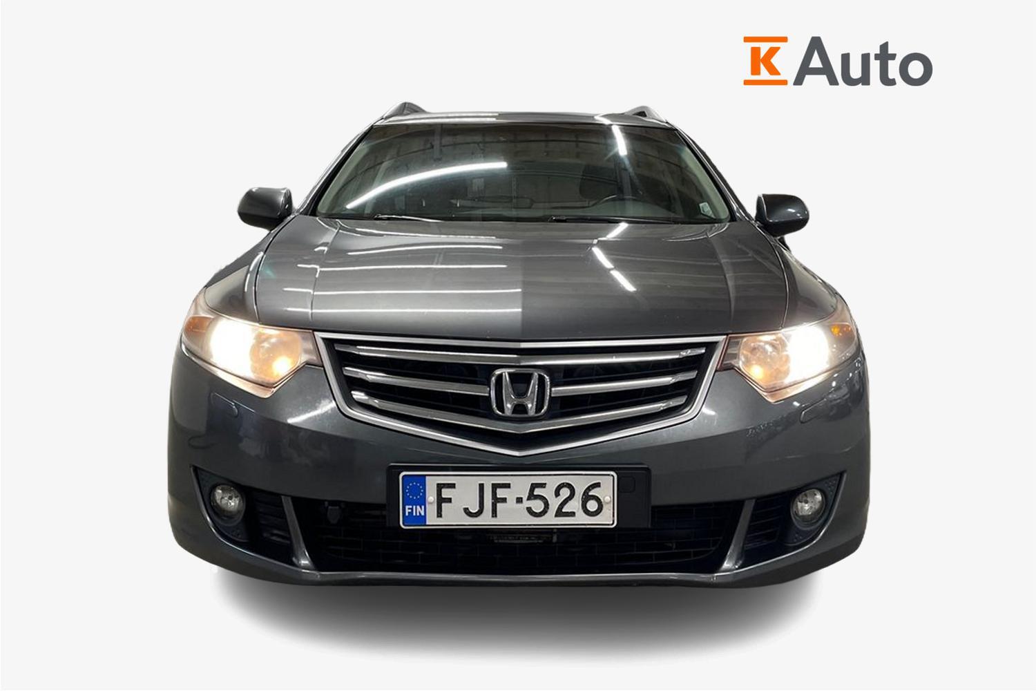 Honda Accord vaihtoauto