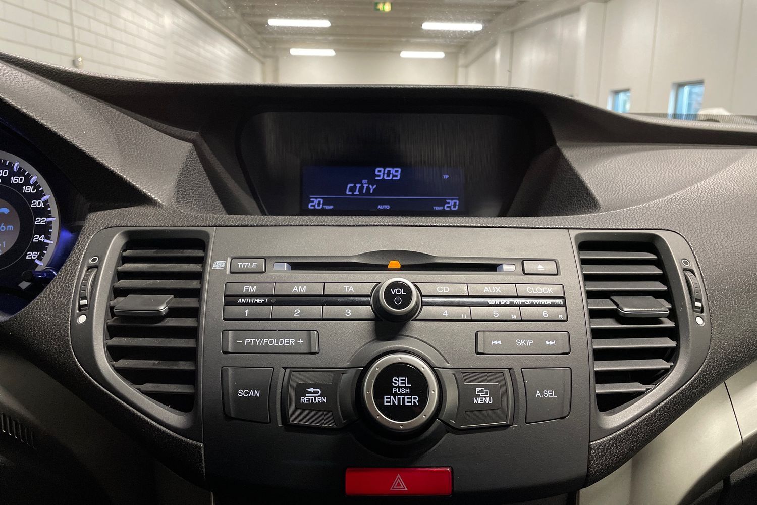 Honda Accord vaihtoauto