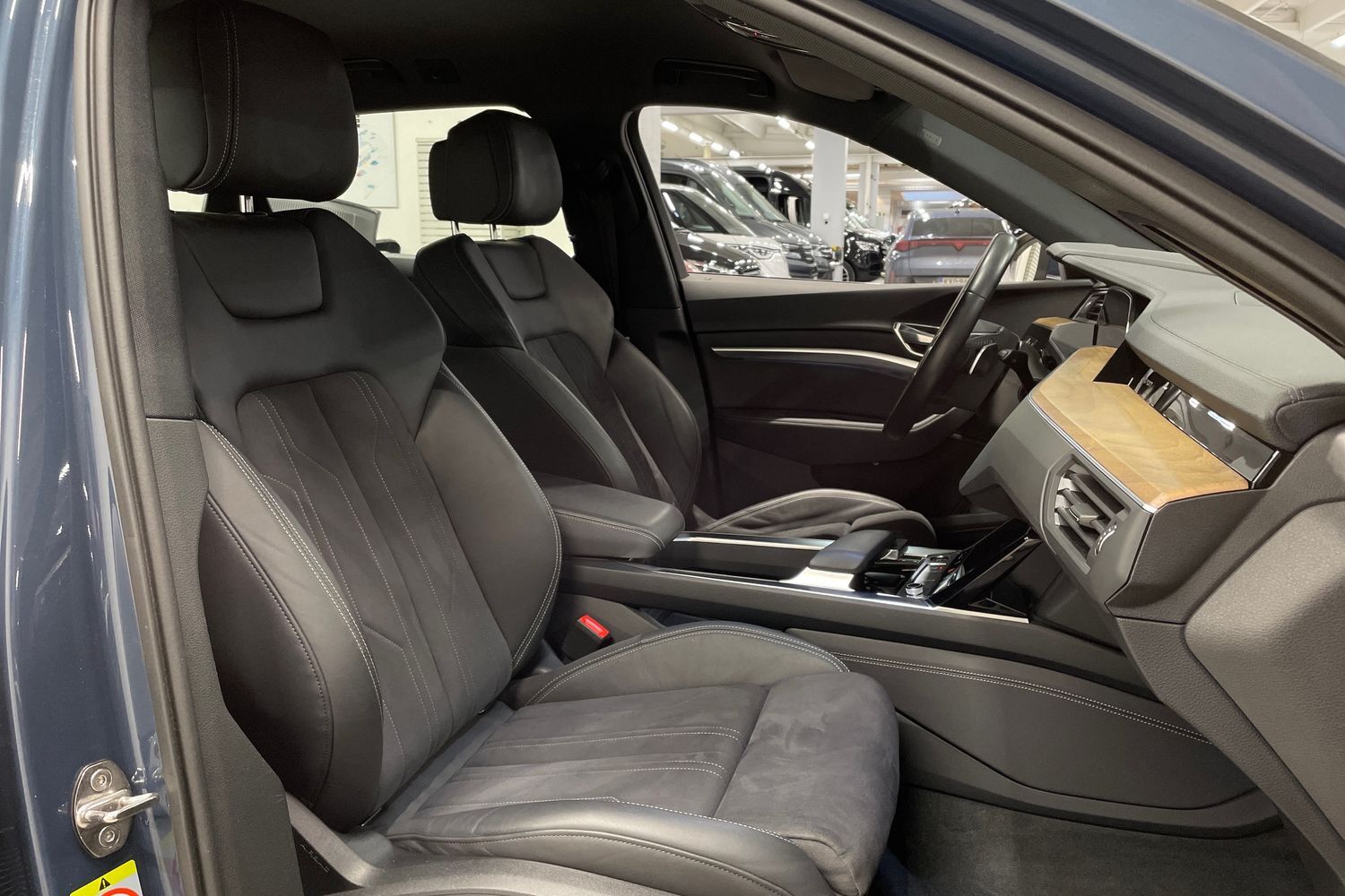 Audi Q8 e-tron vaihtoauto