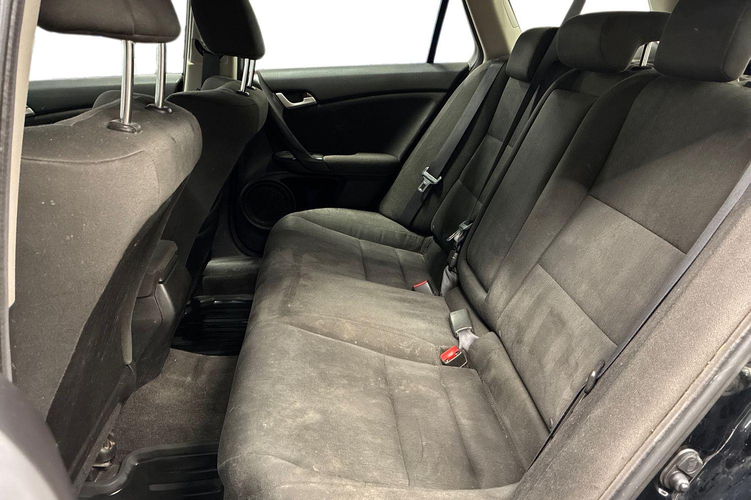 Honda Accord vaihtoauto