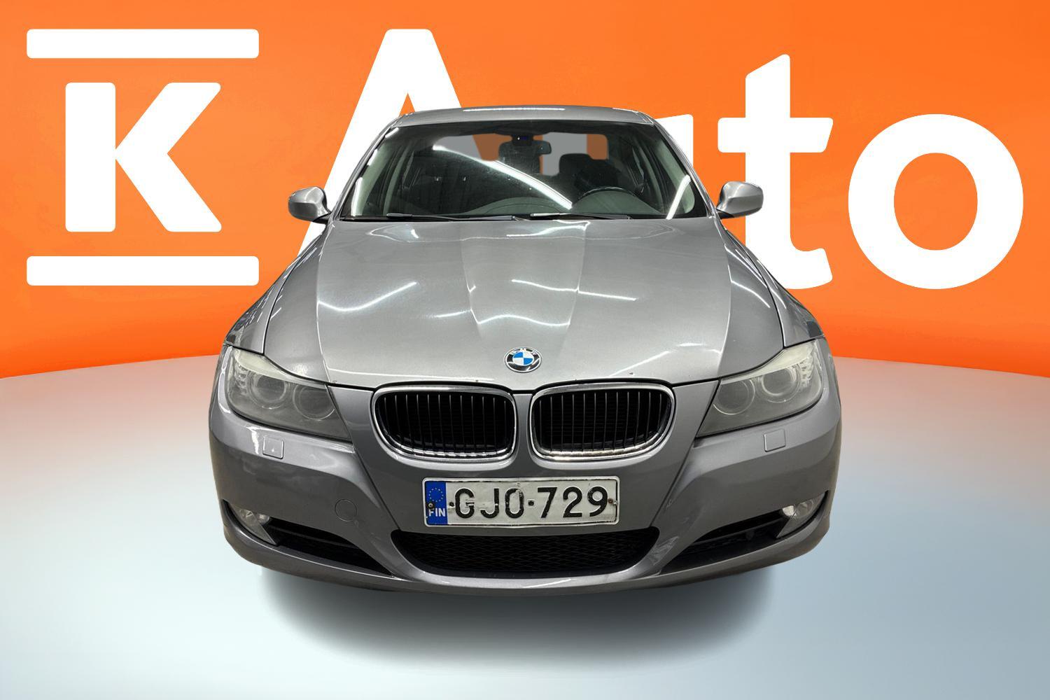 BMW 320 vaihtoauto
