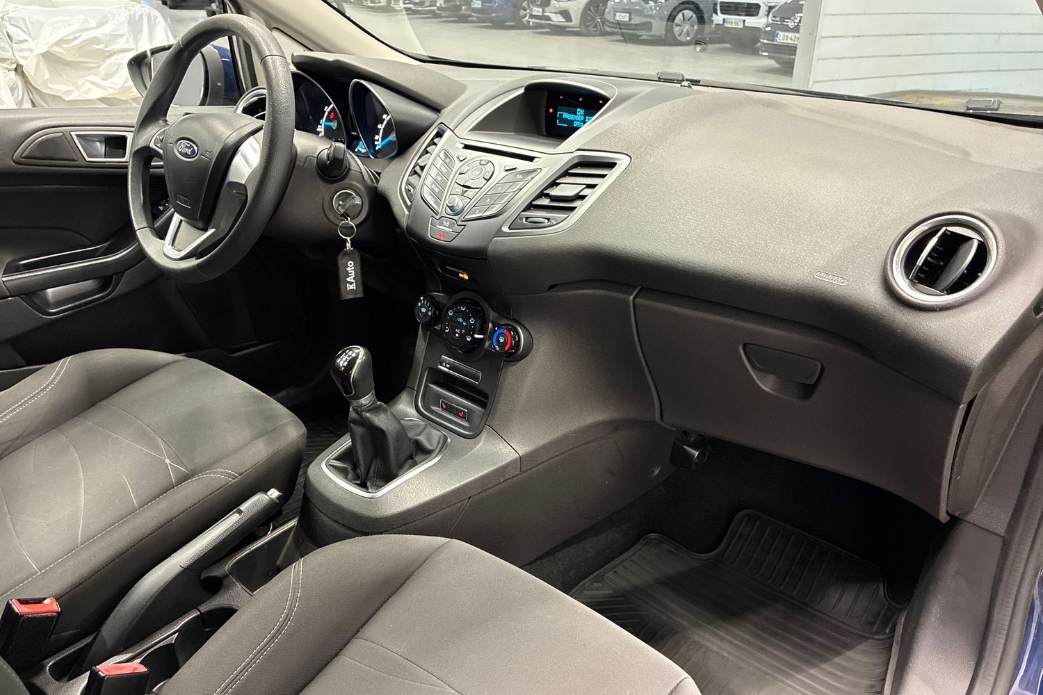 Ford Fiesta vaihtoauto