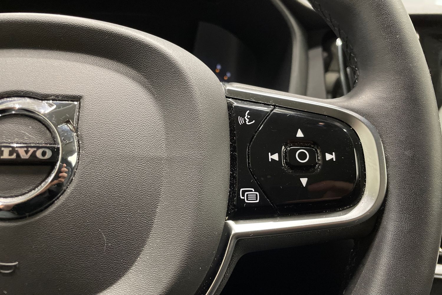 Volvo V60 Cross Country vaihtoauto