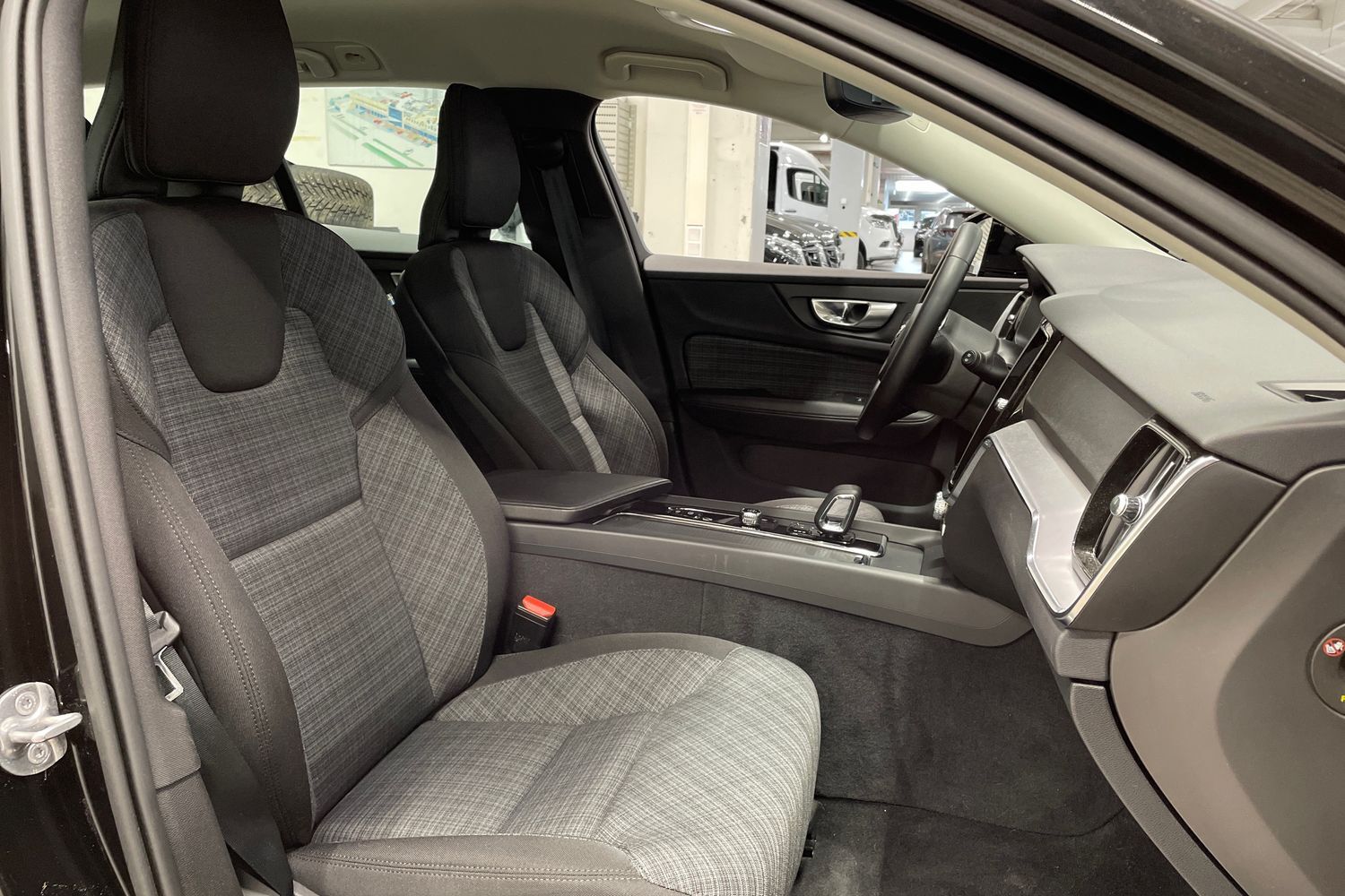 Volvo V60 Cross Country vaihtoauto
