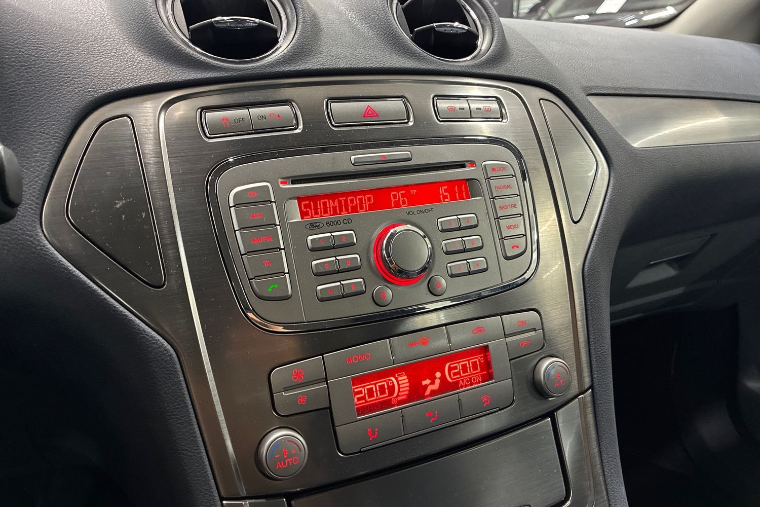 Ford Mondeo vaihtoauto
