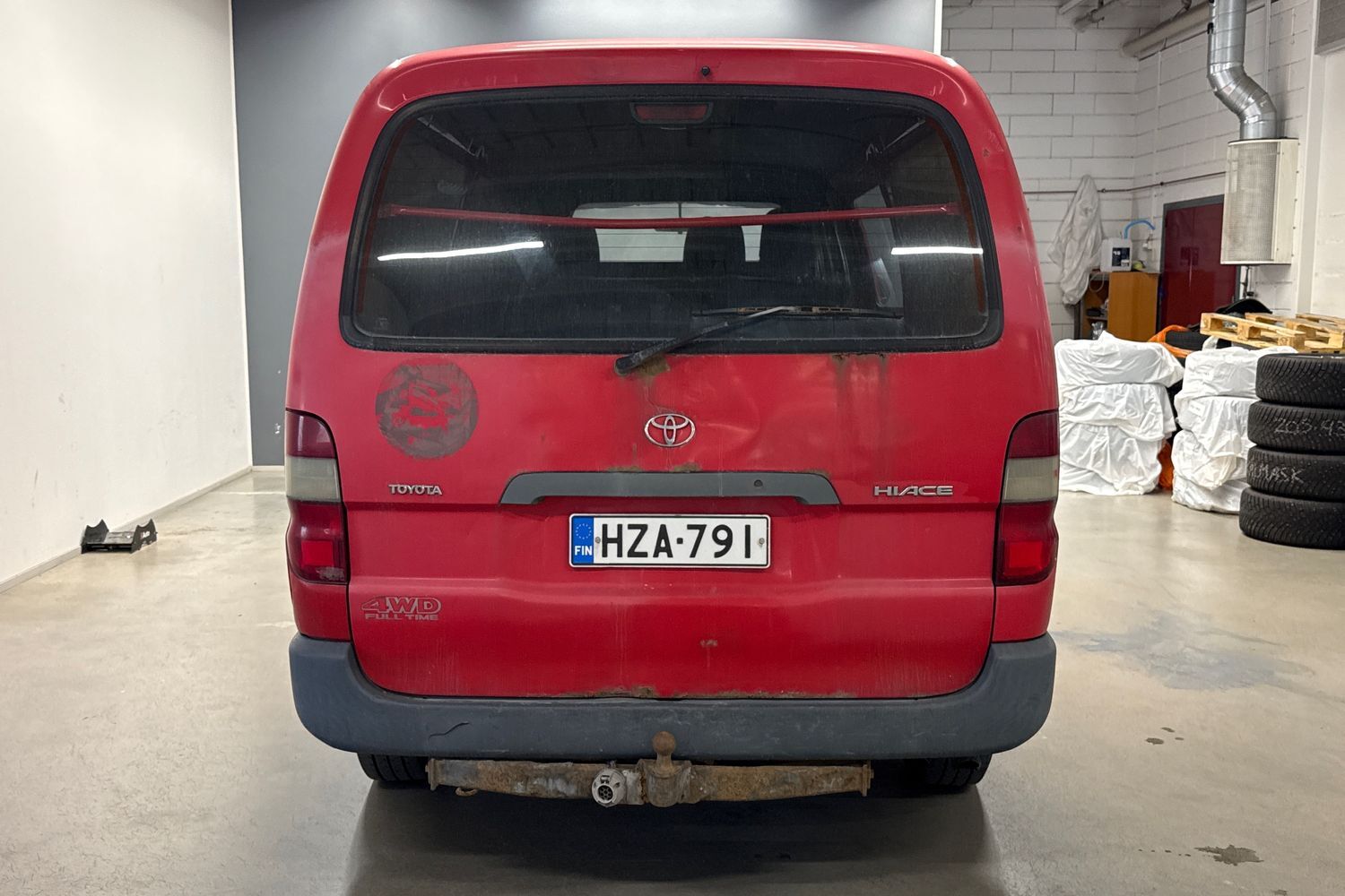 Toyota Hiace vaihtoauto