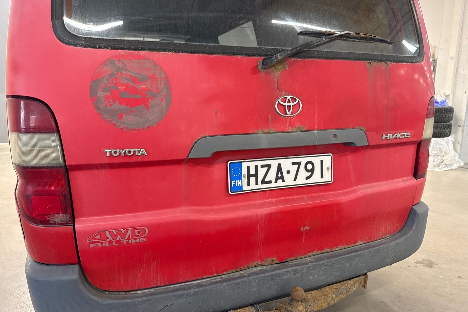 Toyota Hiace vaihtoauto