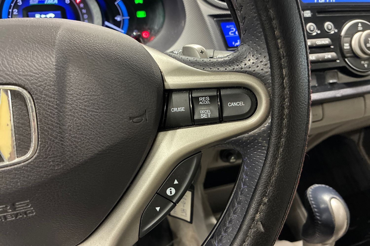 Honda Insight vaihtoauto