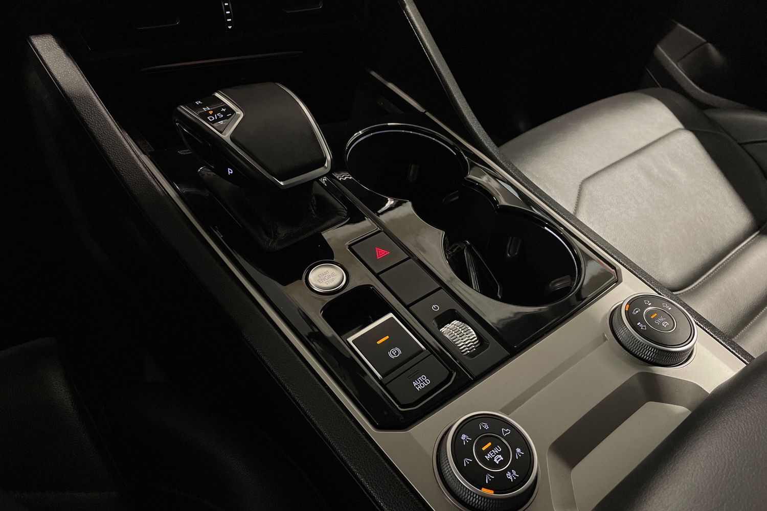 Volkswagen Touareg vaihtoauto