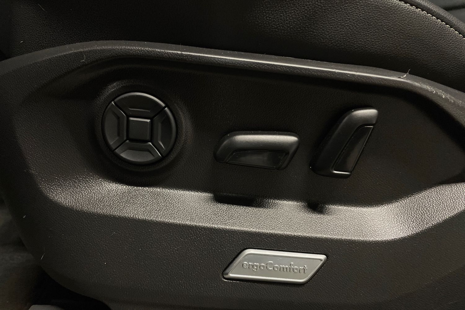 Volkswagen Touareg vaihtoauto