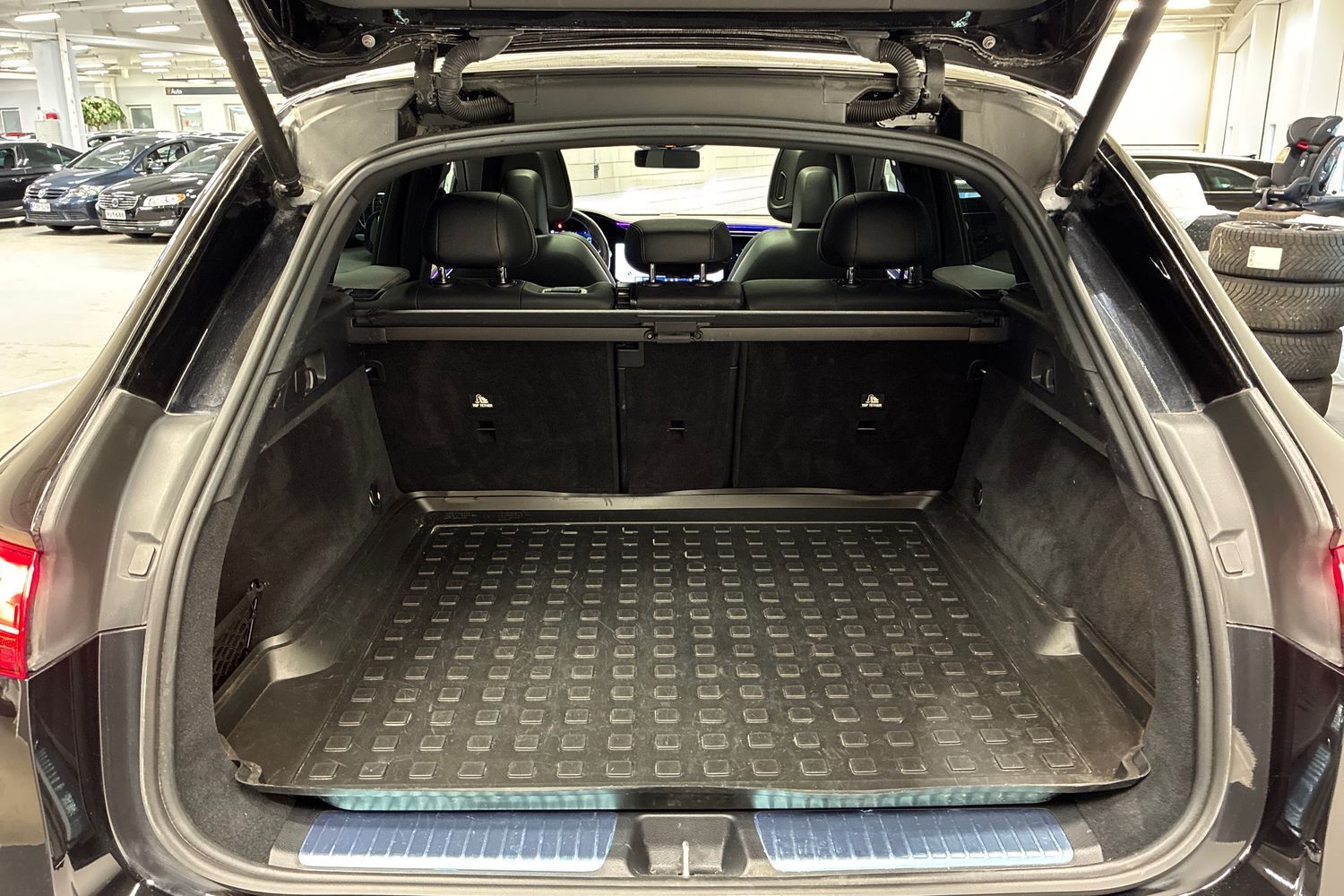 Mercedes-Benz EQE vaihtoauto