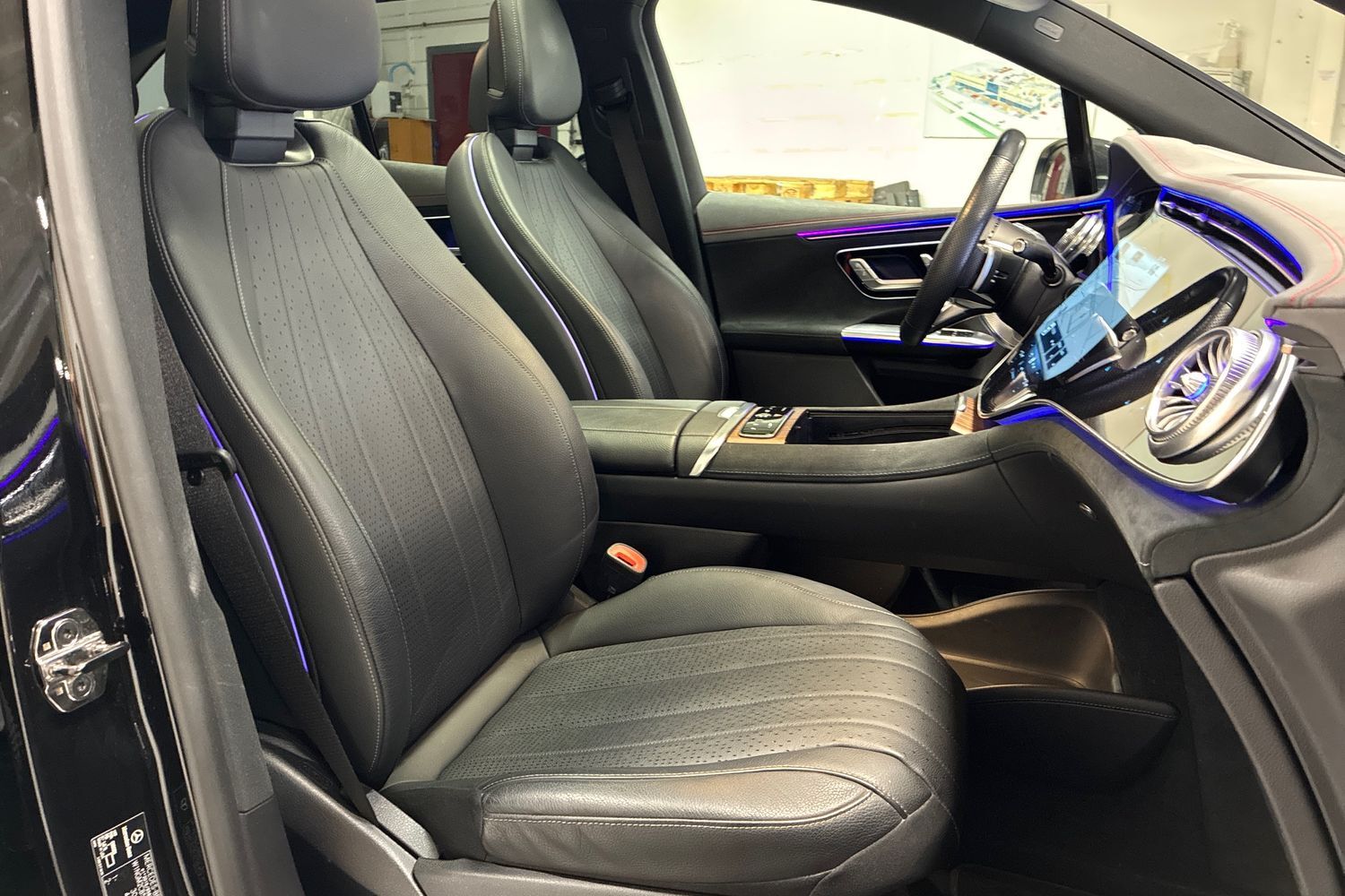 Mercedes-Benz EQE vaihtoauto