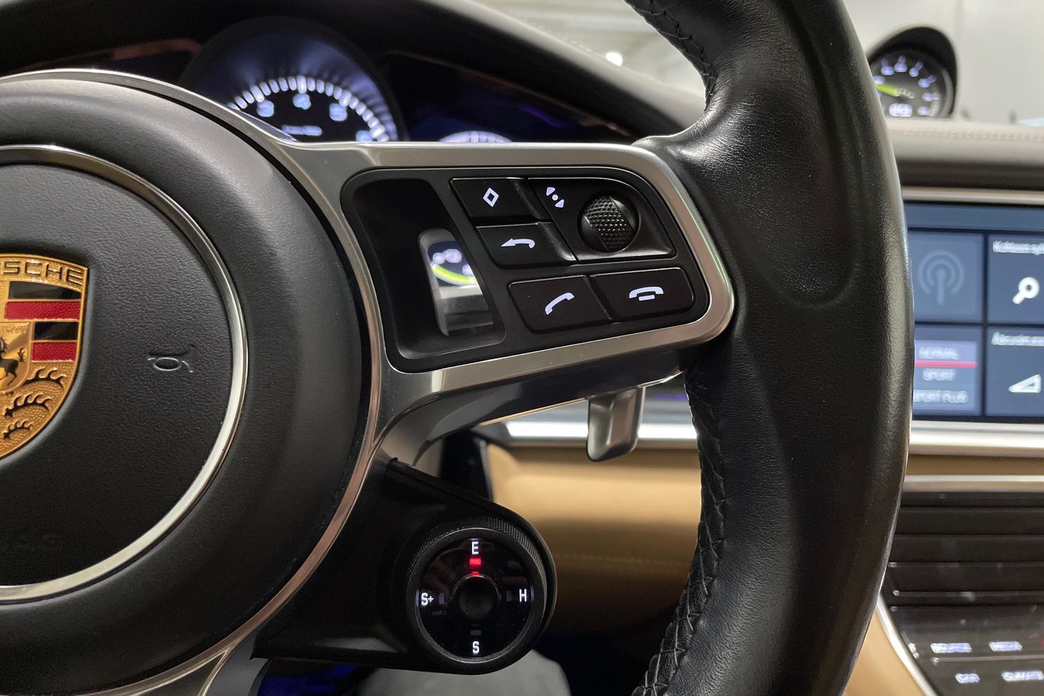 Porsche Panamera vaihtoauto