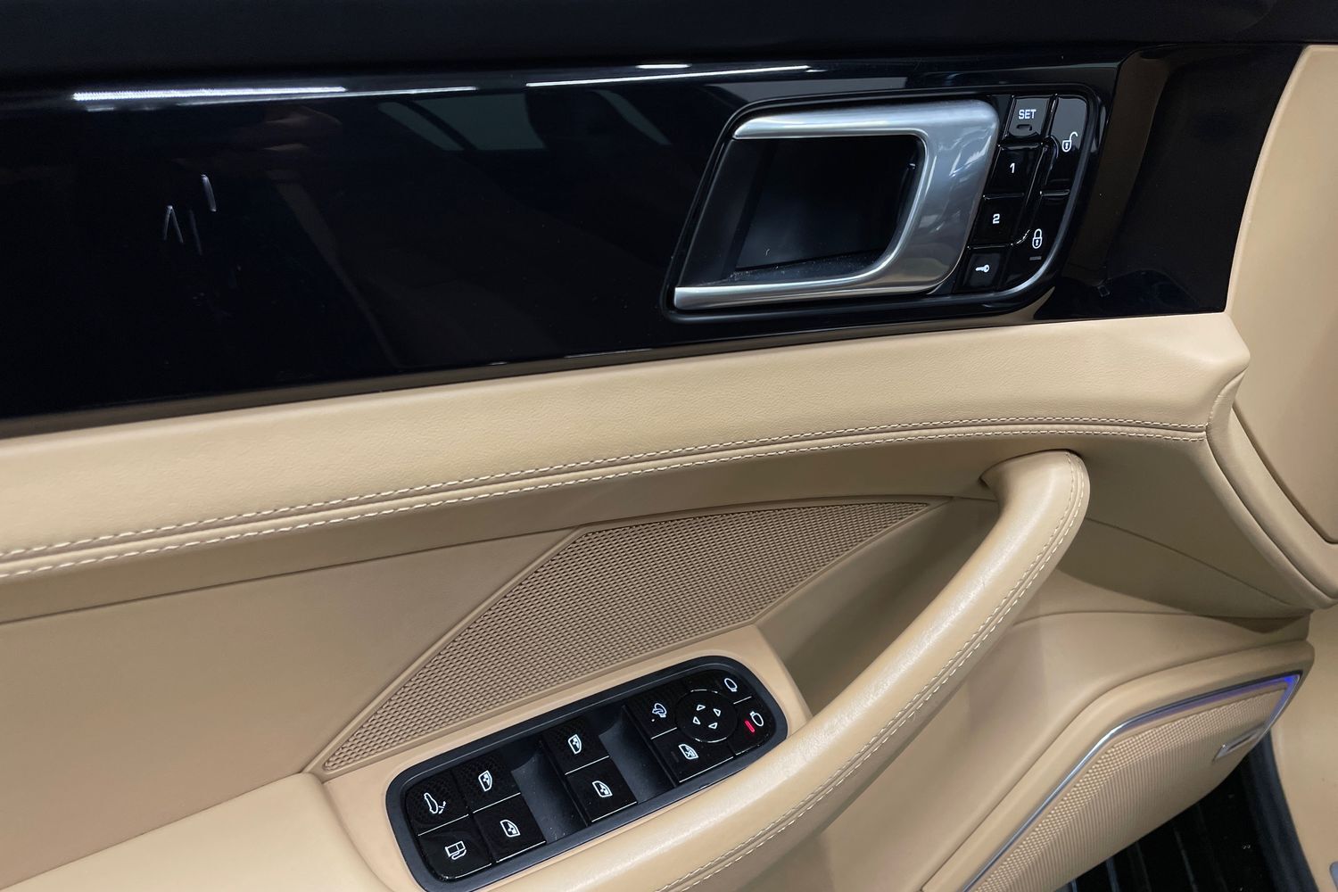 Porsche Panamera vaihtoauto