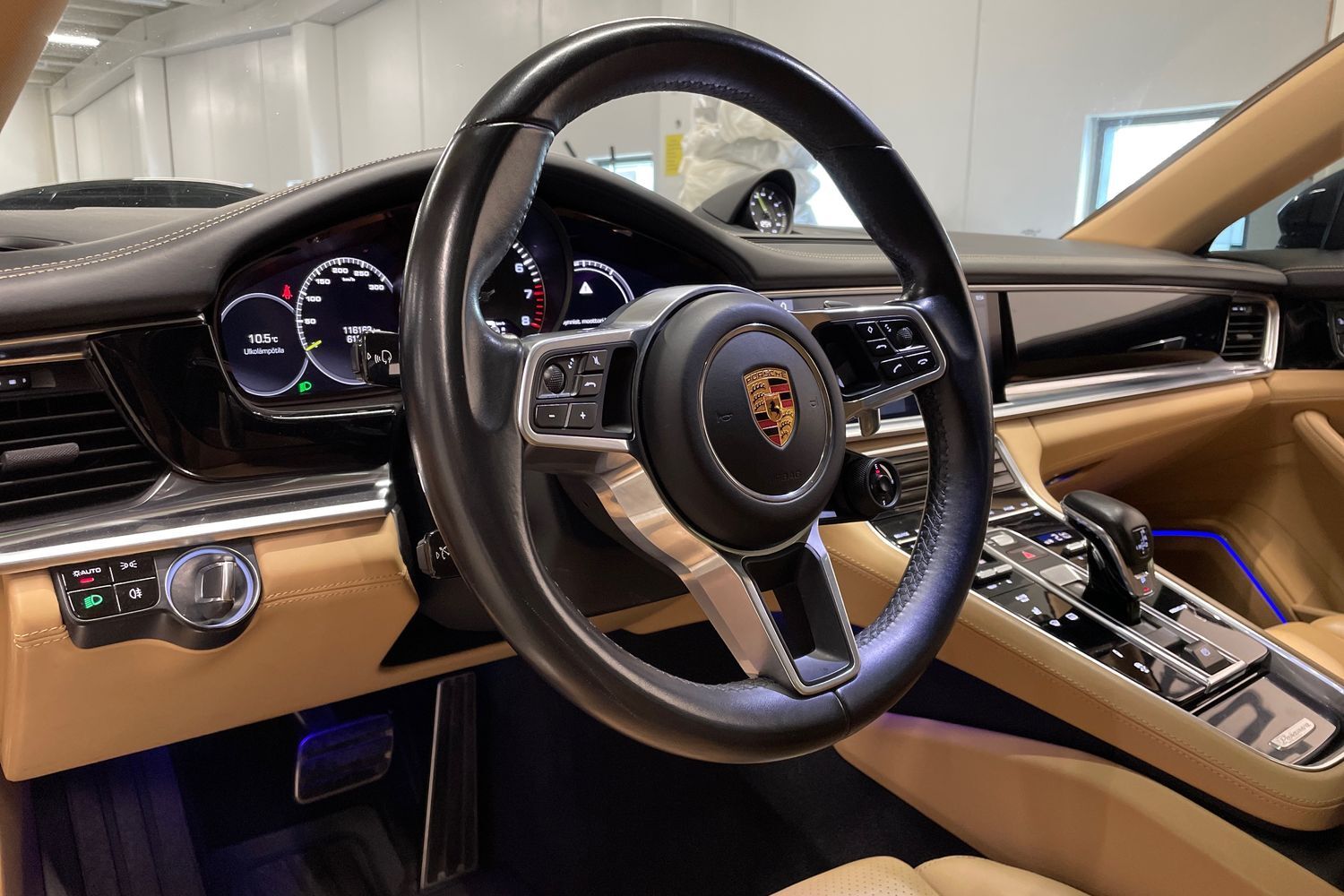 Porsche Panamera vaihtoauto