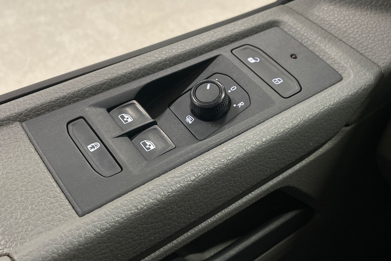 Volkswagen Caravelle vaihtoauto