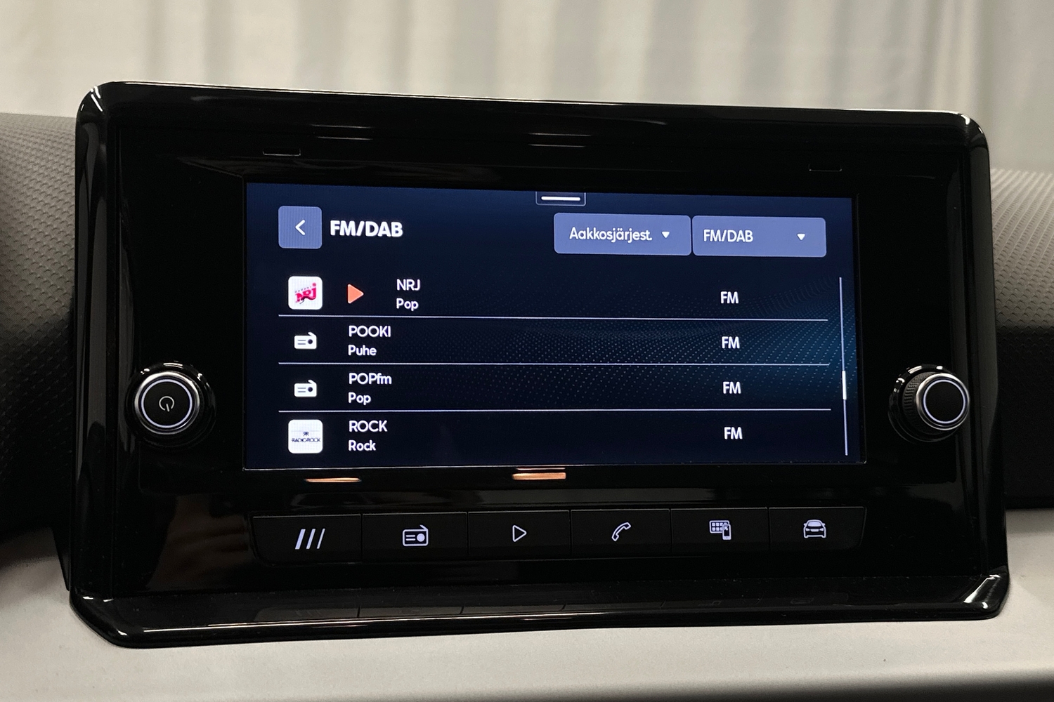 SEAT Arona vaihtoauto