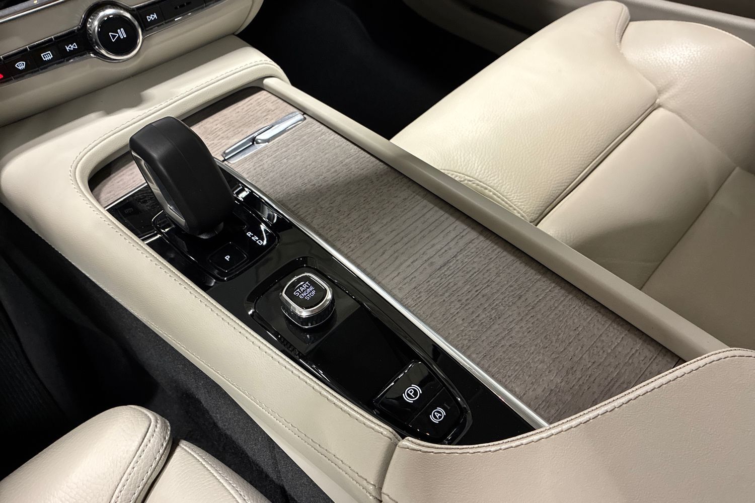 Volvo V90 Cross Country vaihtoauto
