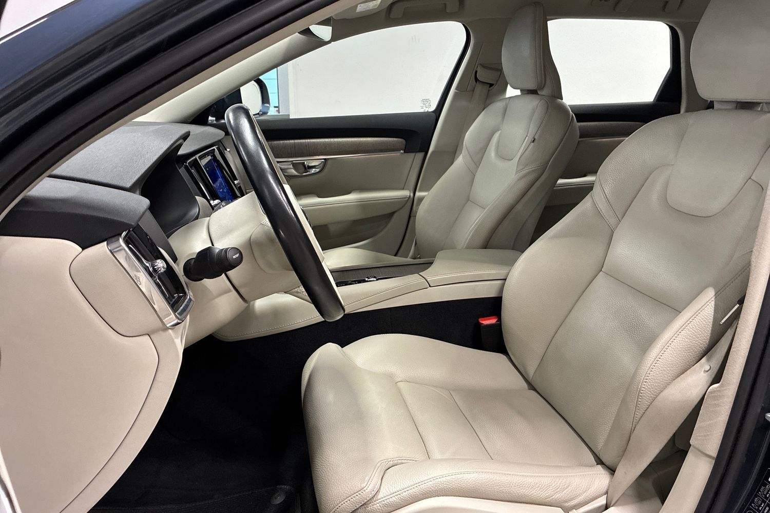 Volvo V90 Cross Country vaihtoauto