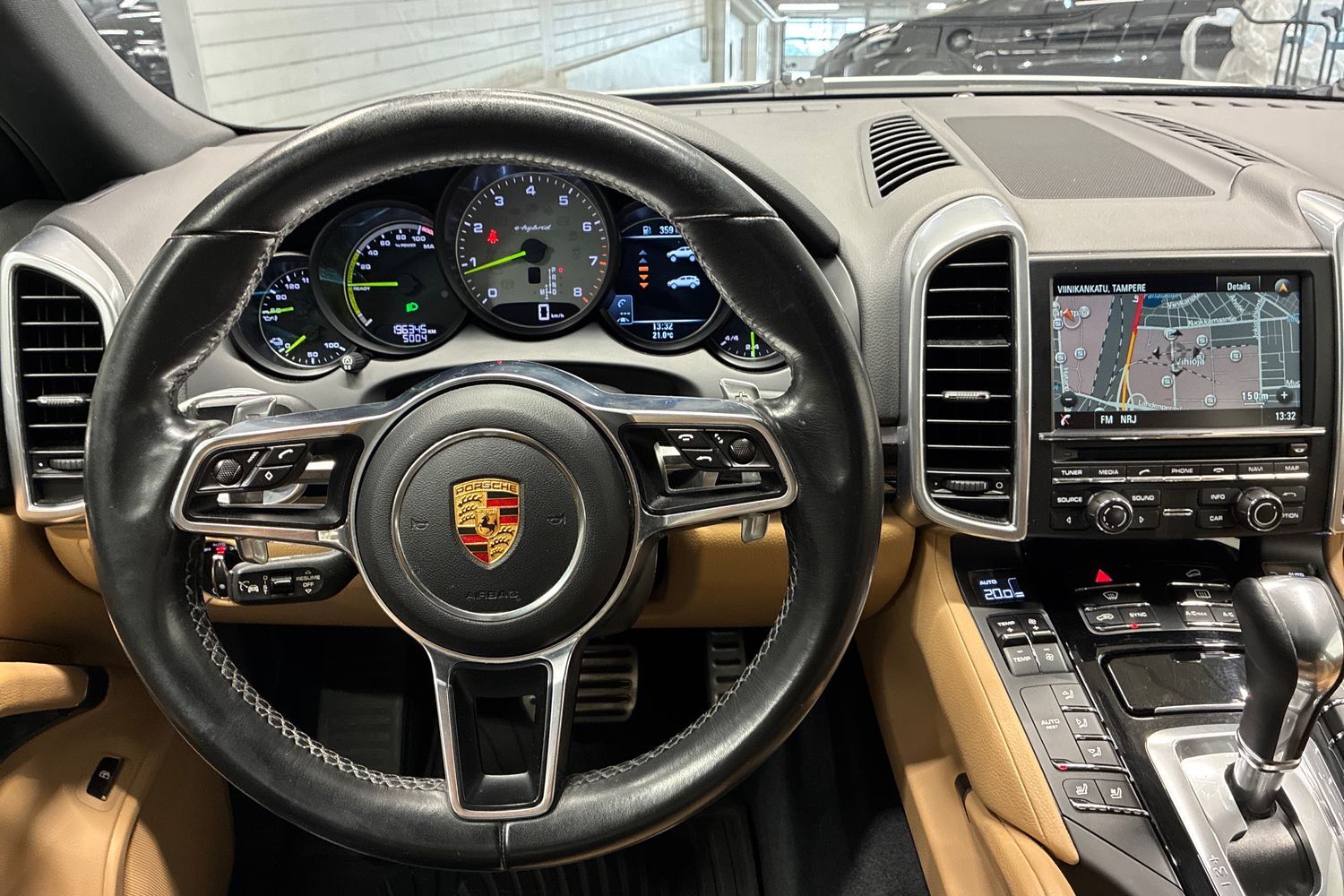 Porsche Cayenne vaihtoauto