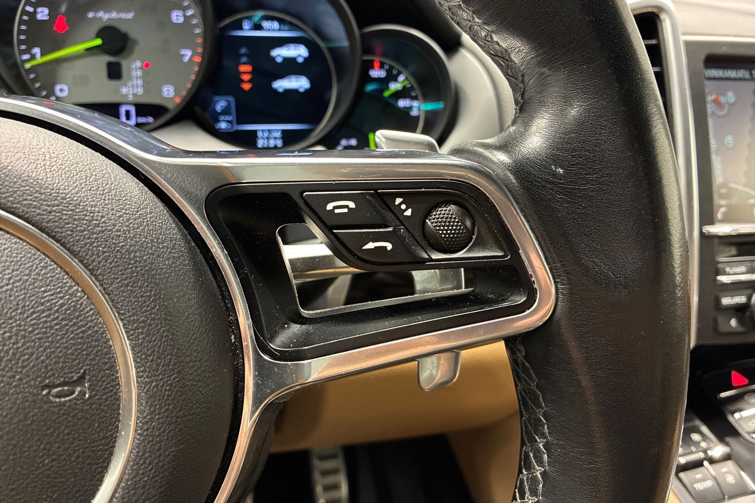 Porsche Cayenne vaihtoauto