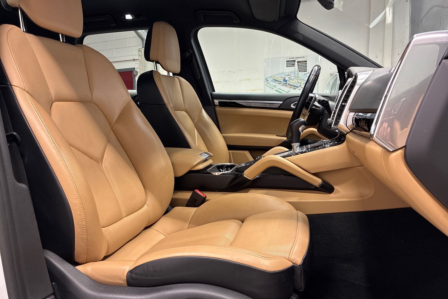 Porsche Cayenne vaihtoauto