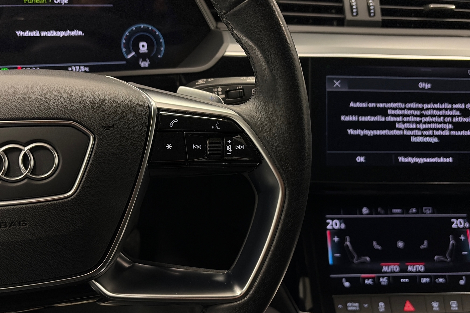 Audi Q8 e-tron vaihtoauto
