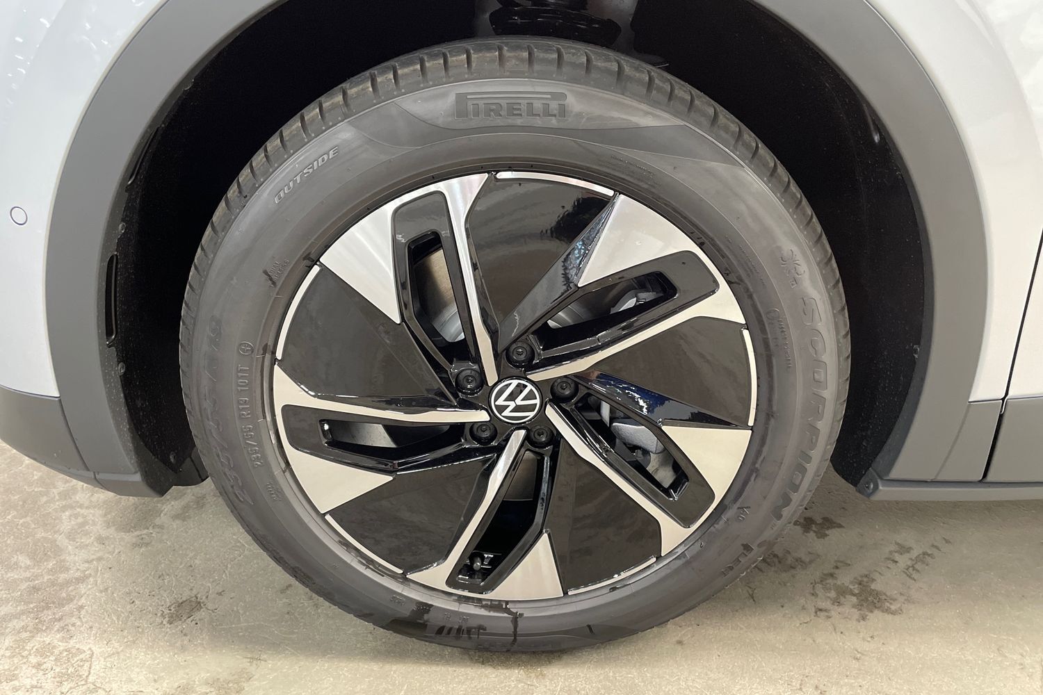 Volkswagen ID.4 vaihtoauto