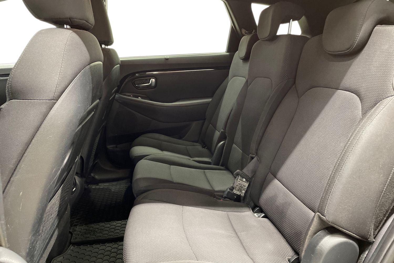 Kia Carens vaihtoauto
