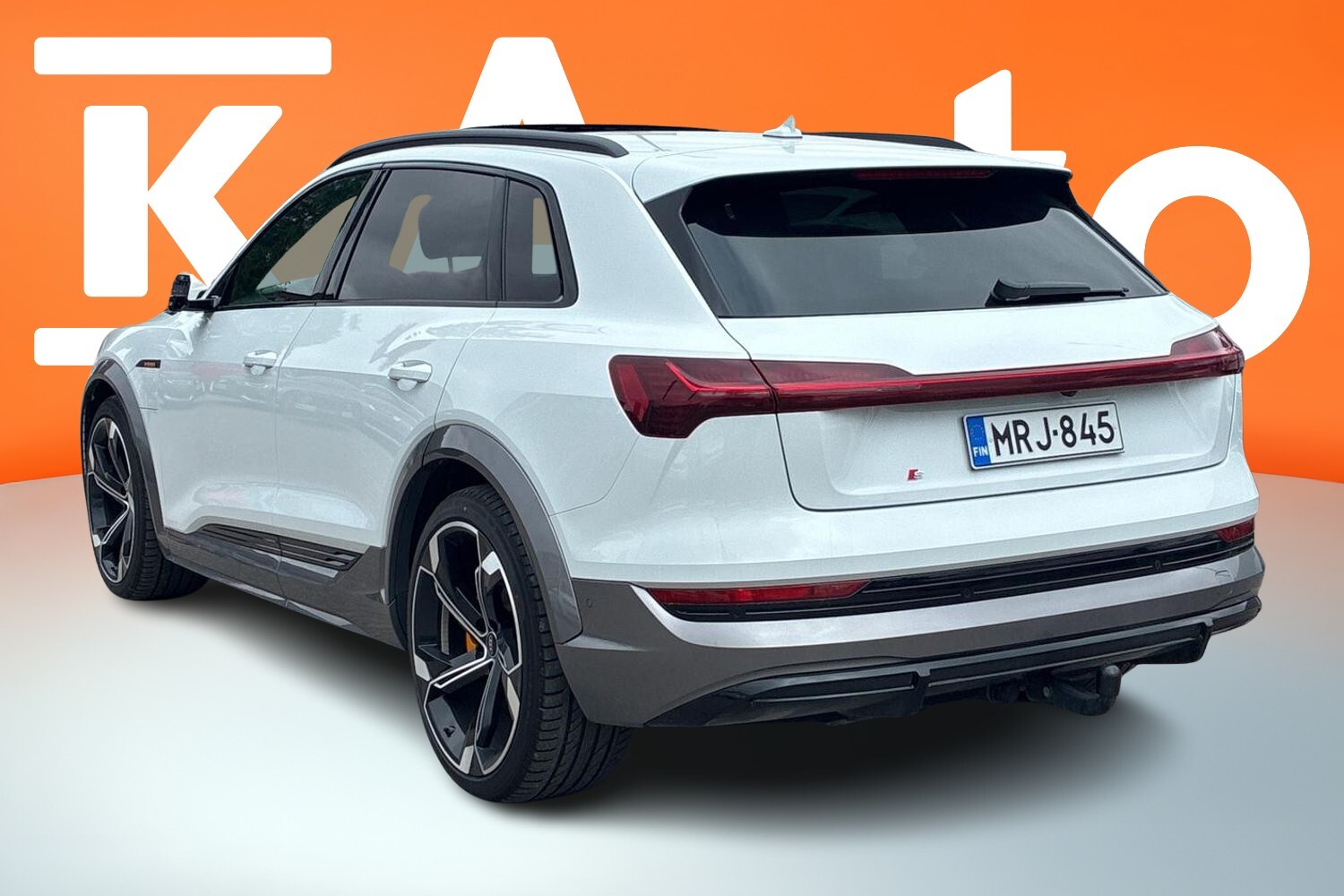 Audi e-tron vaihtoauto